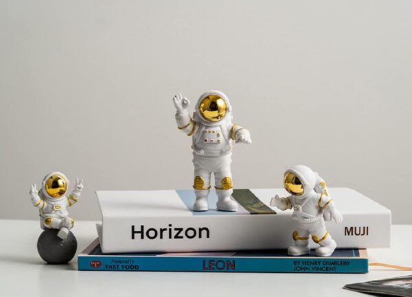 1733351386 Street27 Polyvinyl Chloride 3Pcs Astronaut Action Figurine Home Decor Astronaut Statue Study Office Desk Decor Showpiece Gift Decoration Accessories Outer Space Pvc SculptureGolden