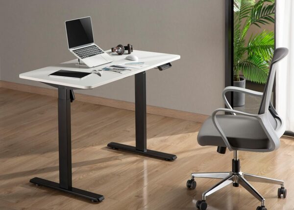 1734966789 JIN OFFICE Electric Height Adjustable Desk 3 Memory Preset100 Kg Weight Capacity3 Year Warranty Motorized Sit Stand Desk Black Frame with White Top 1500 X 750 mm25MM Thickness